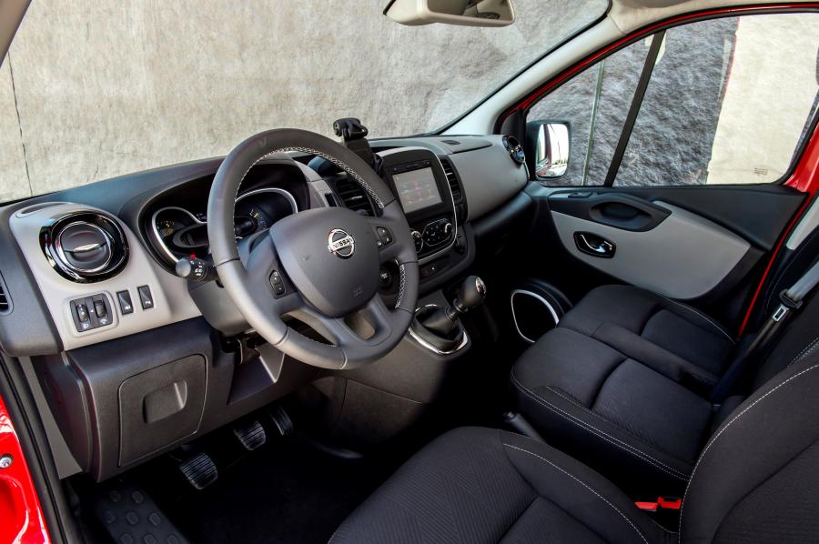 Торпедо Nissan NV300 Van 2016 года  (фото 21 из 32)